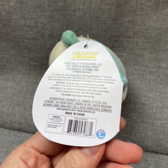 Squishmallow Kesla the Cat 2022 Easter Clip - Picture 5 of 5